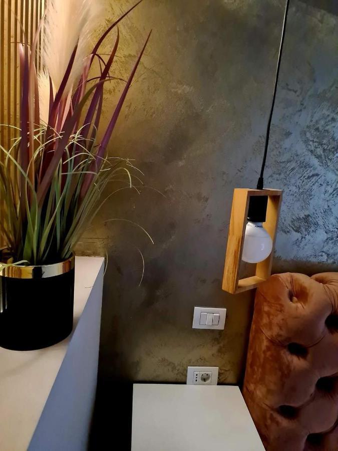 Laci Lak Premium Apartment Oradea Eksteriør bilde